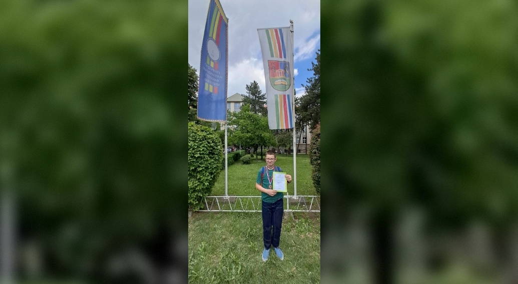 Učenik OŠ „Petefi Šandor” iz Bečeja osvojio treće mesto na međunarodnom finalu „Kengur bez granica”