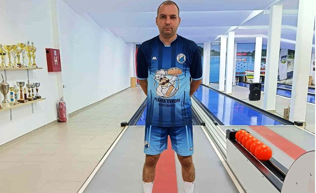 TiborTotKKBG