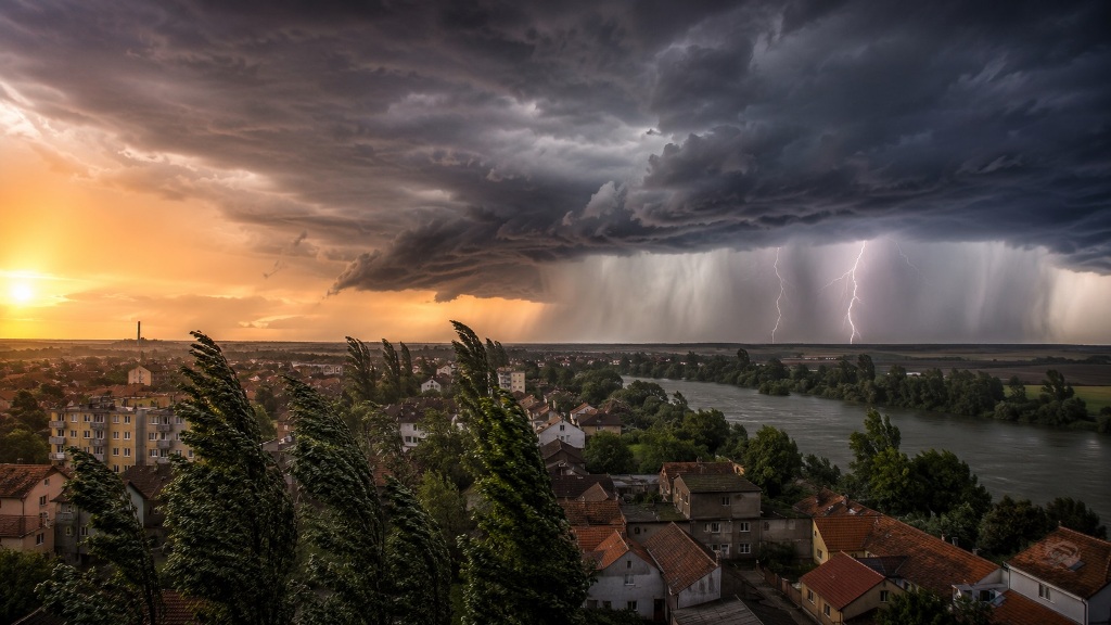 Narandžasti meteoalarm za Bečej i Novi Bečej: najkritičnije krajem dana i tokom noći